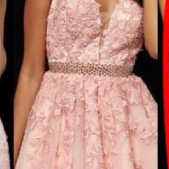 Sherri Hill size 4! Like new - Picture 2 of 3